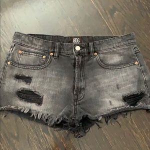 Black denim mid-rise shorts